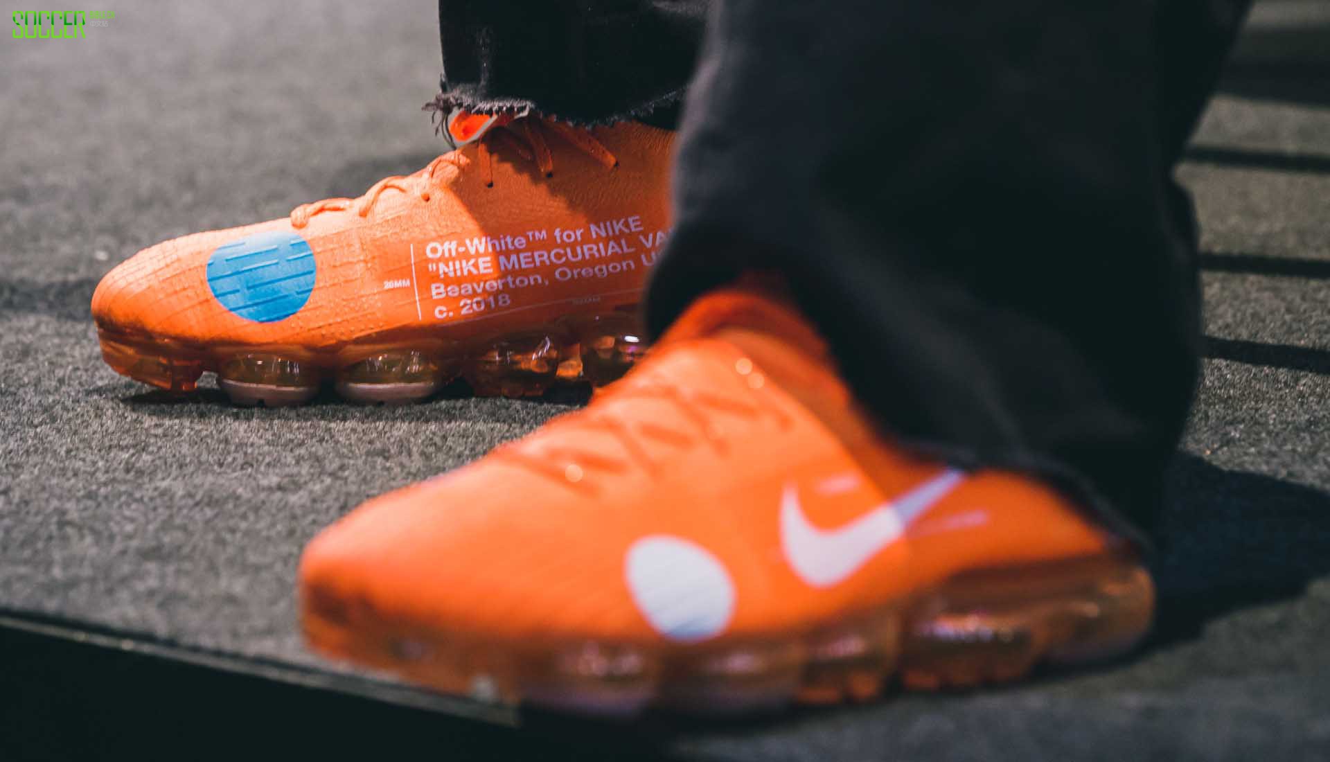 ȺƼNike Mercrucial 360Ь׶ط