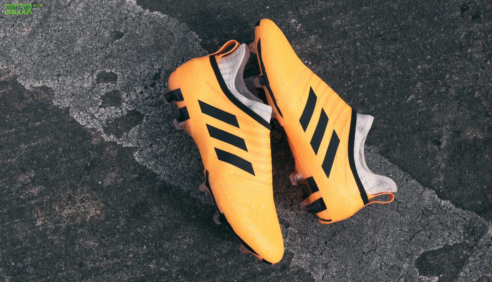 adidasƳGlitch 18ɫװ