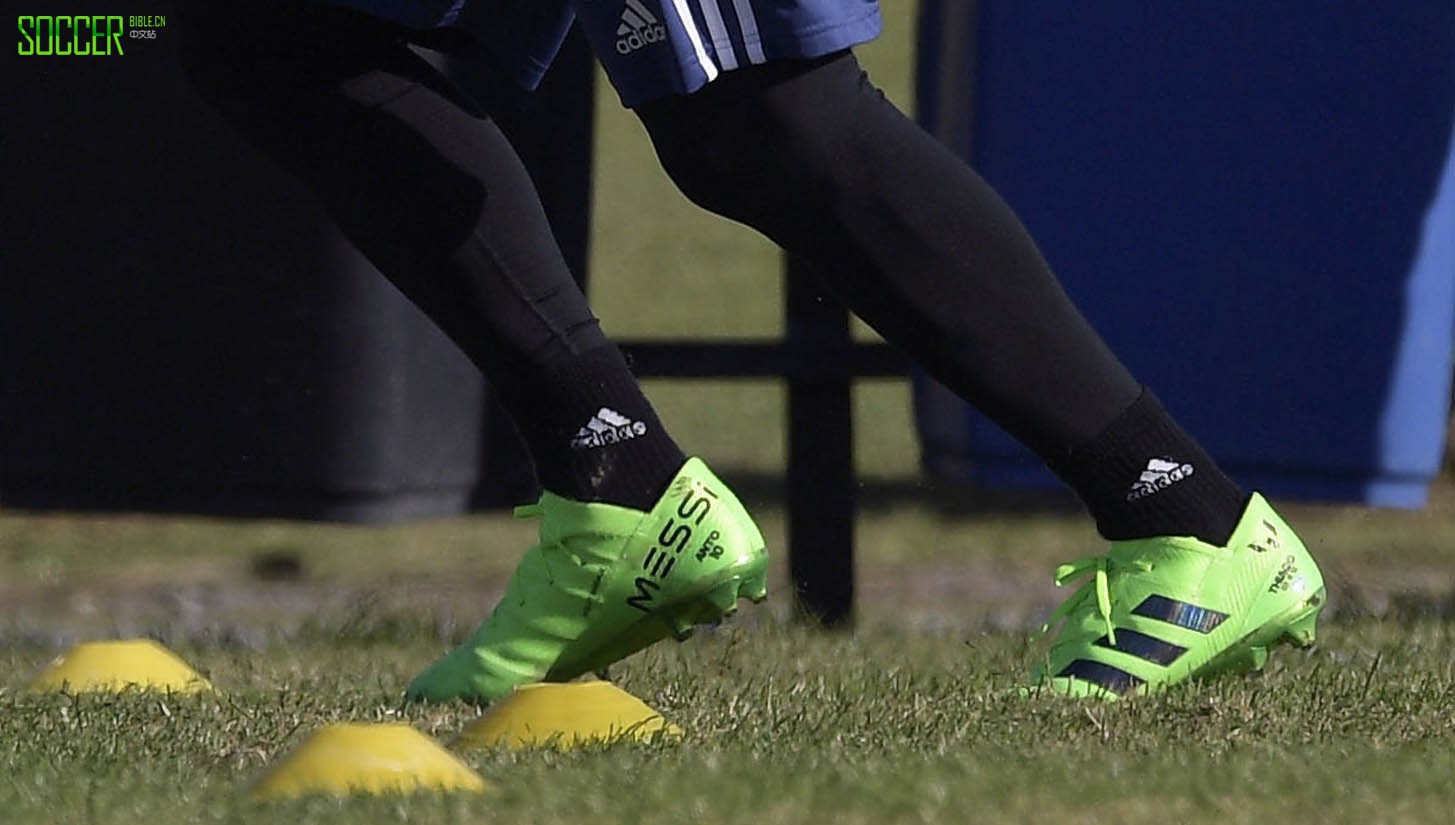 MessiѵϽNemeziz18籭רɫ