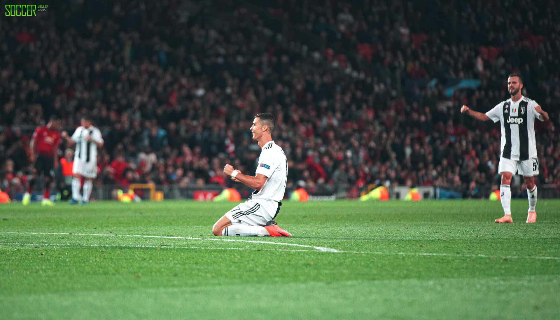 7-mufc-juve-framed-min