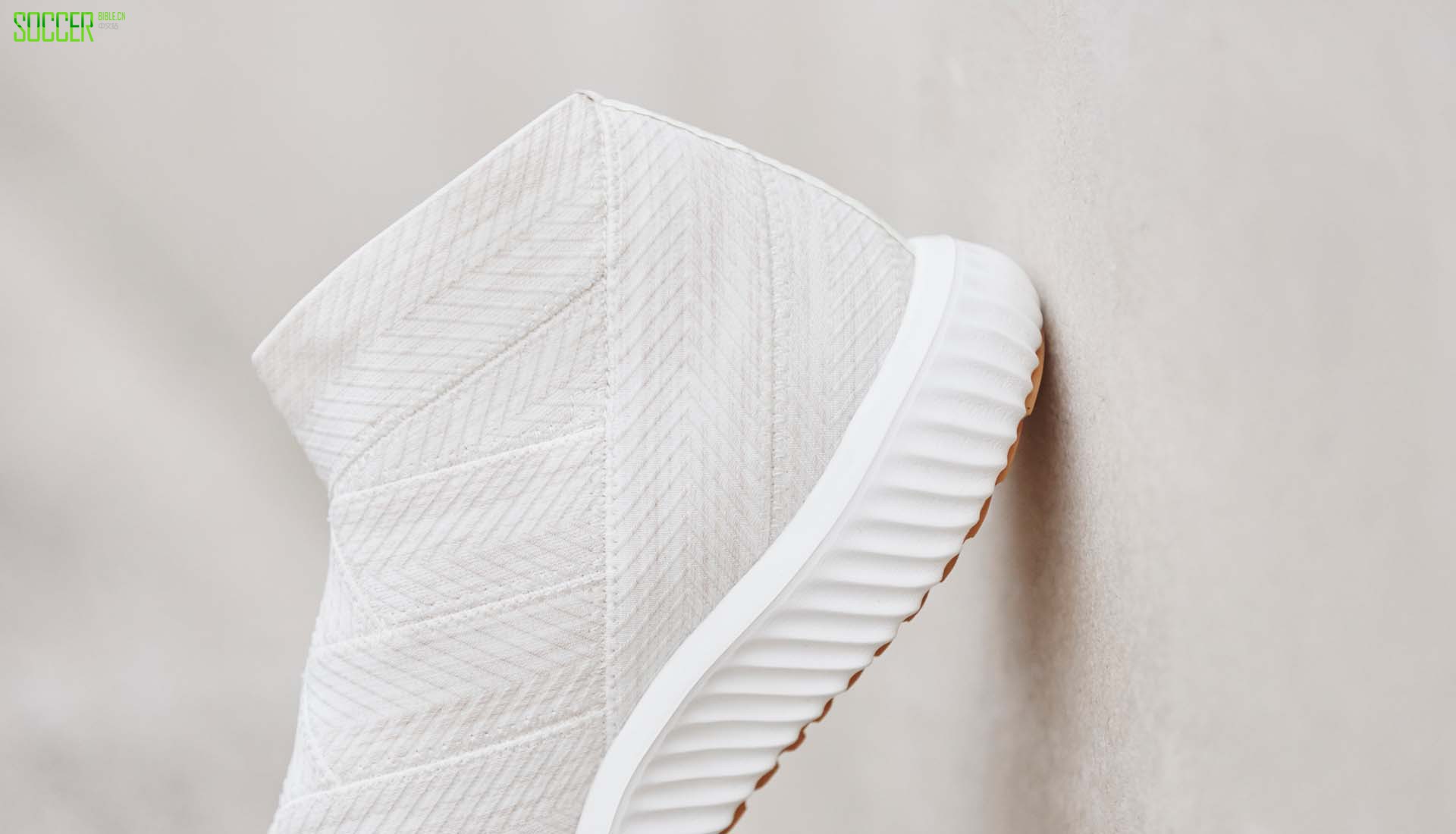 ϴ˹Nemeziz Tango 18+ װסɫ