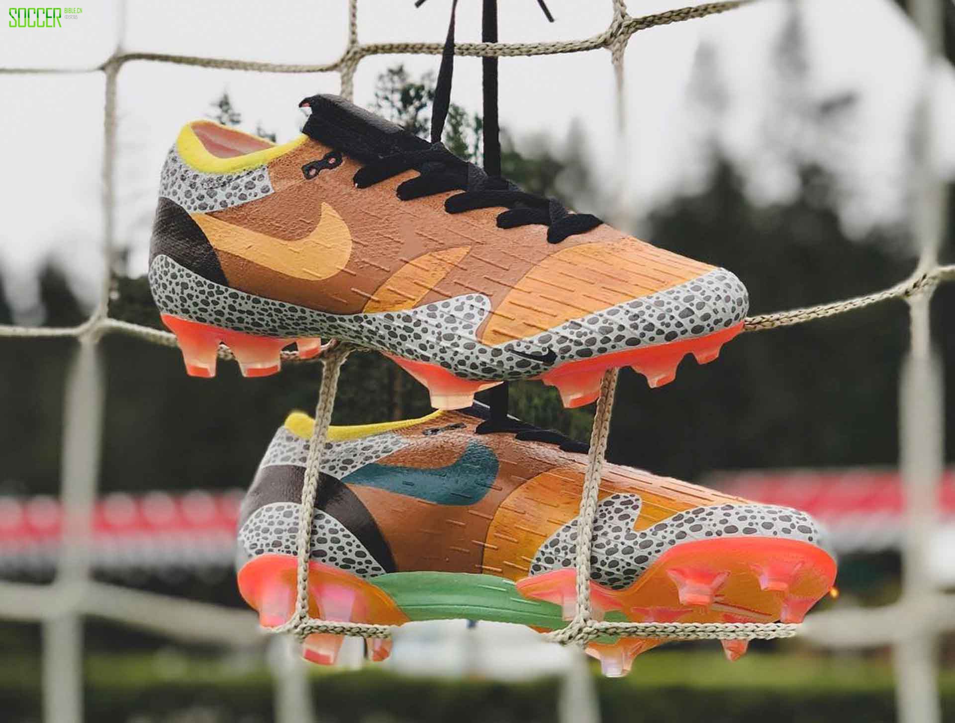 AdriansCustomsΪAir Max DayرNike Mercurial Vapor