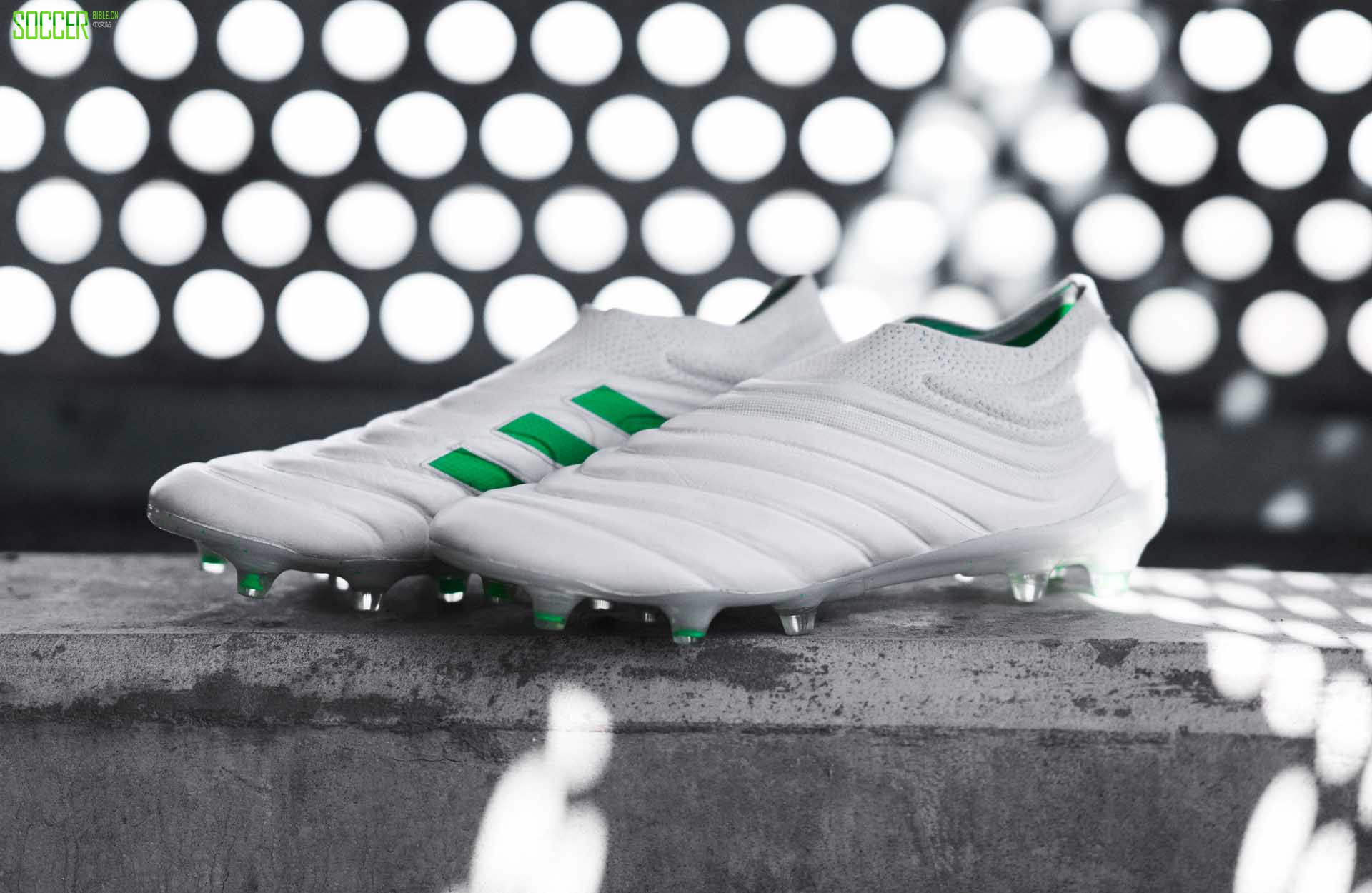 ϴ˹ƳȫµġVirtusoɫװ