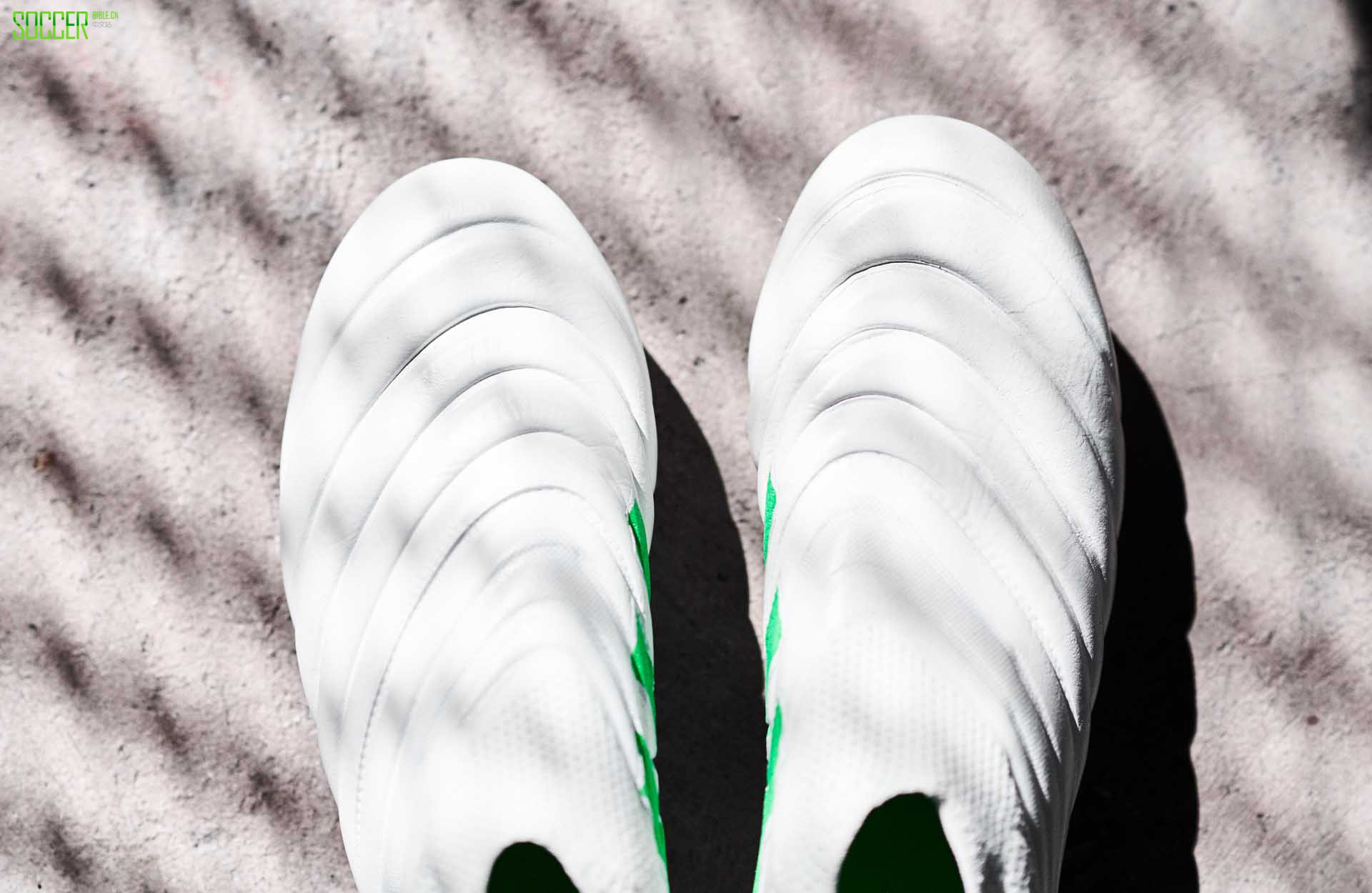 ϴ˹ƳȫµġVirtusoɫװ