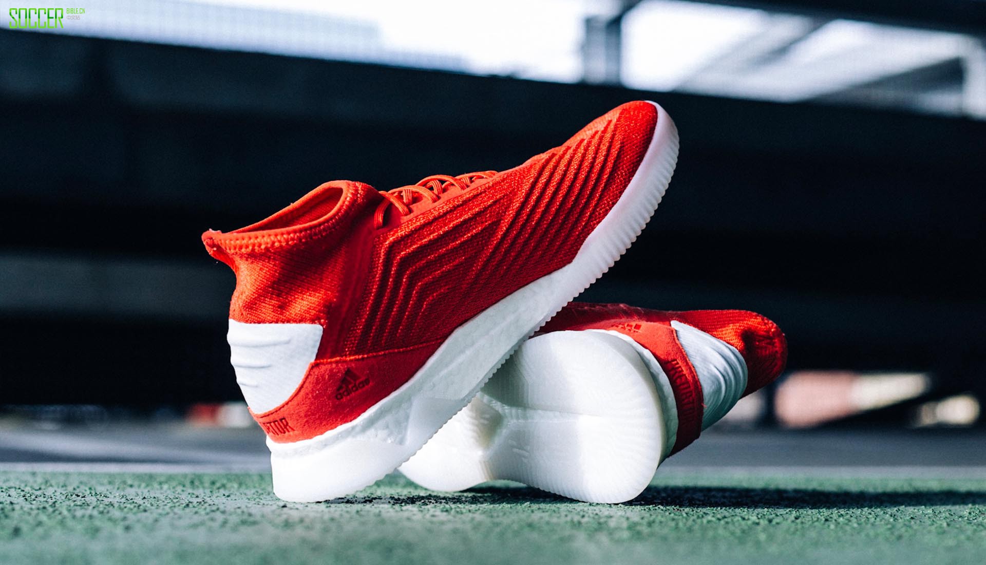 ϴ˹Predator 19.1 TR302 Redirectװɫ