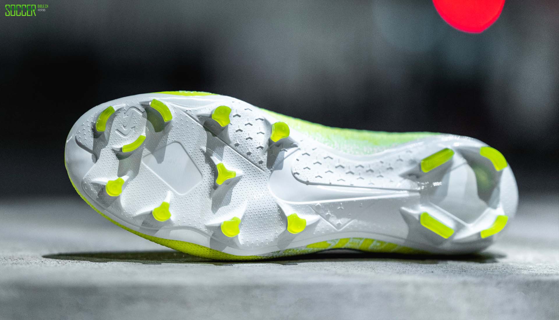 3-nike-phantom-vsn-new-lights