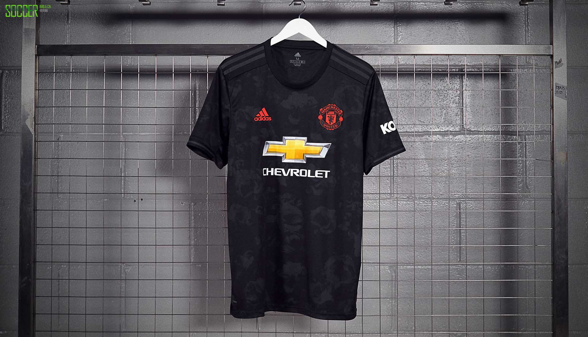 3-man-united-third-shirt-19-20