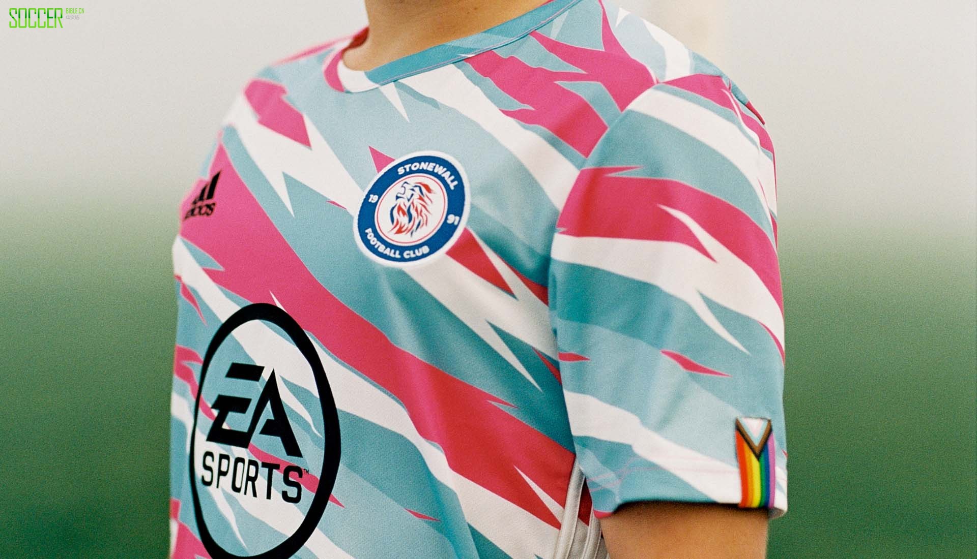 Stonewallֲ밢ϴ˹20/21 LGBT+װ